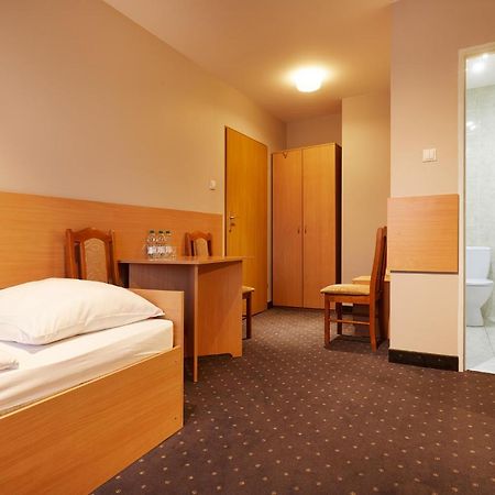 Hotel Wena Kielce Dış mekan fotoğraf