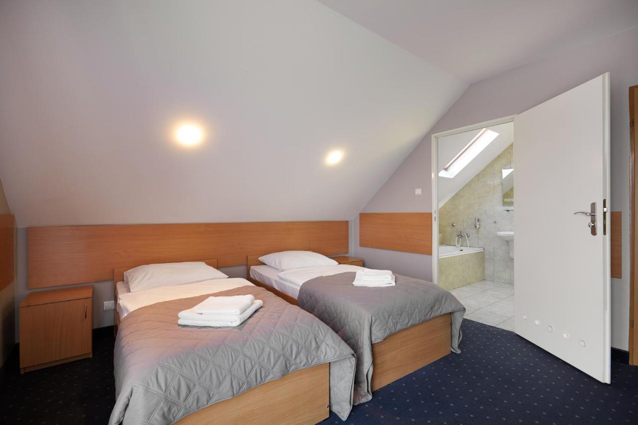 Hotel Wena Kielce Dış mekan fotoğraf